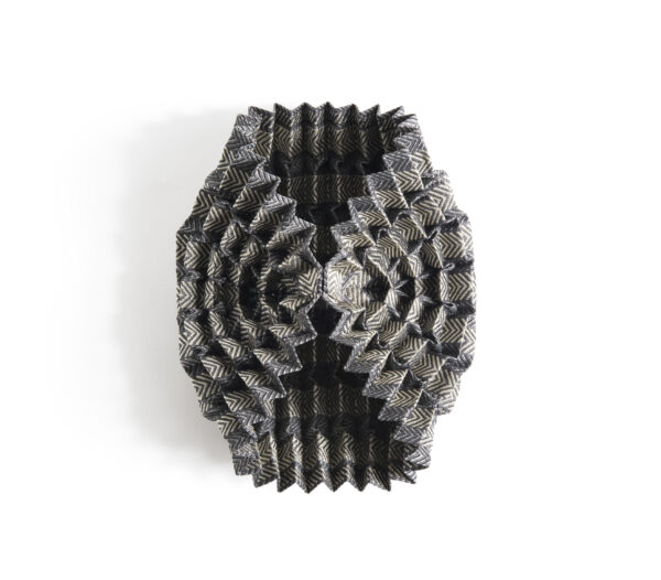 Dr Hannah White - Fluidity and Rigidity: Sculpture III - Image 2