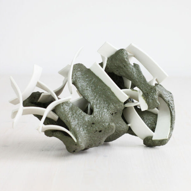 ChloeMonks_InterstitialSpaces_2021_17x26x13cm_Porcelain&Copper