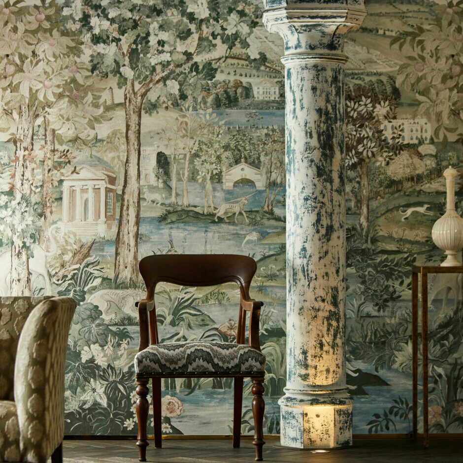 OPT-for-QEST-ZOFFANY_ARCADIAN_THAMES_BANNER-CAMEO-03